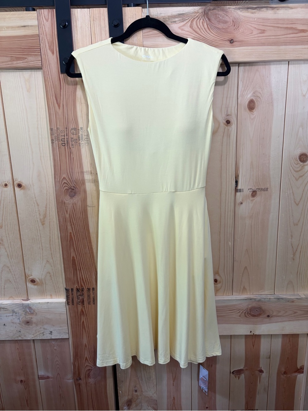 OGL SkinKiss Boatneck Wide Shoulder Bra Dress with Pockets Sz Medium Yellow NWT